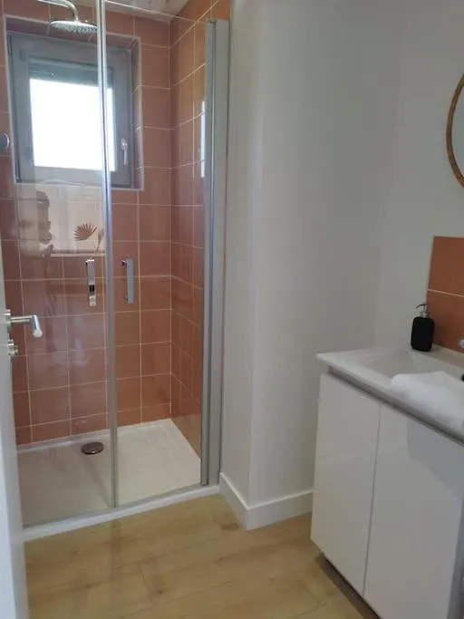 NOUVEAU: La cabine du bout du monde - Ile de Sein - votre maison de vacances de haut standing - PL03 Crozon